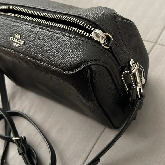 Coach Women's Bennett Leather Crossbody Bag